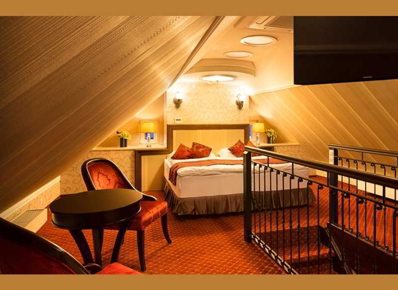 Hotel Dvorana Karlovy Vary Extérieur photo