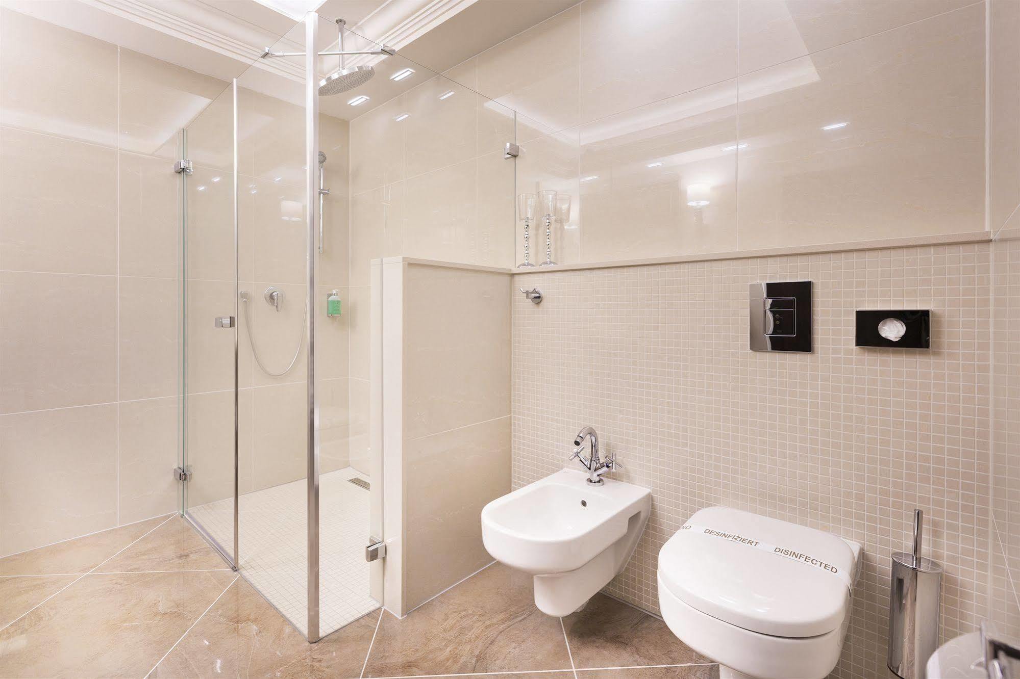 Hotel Dvorana Karlovy Vary Extérieur photo