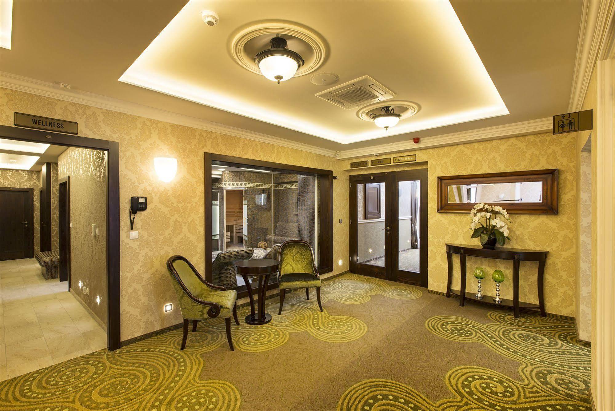 Hotel Dvorana Karlovy Vary Extérieur photo