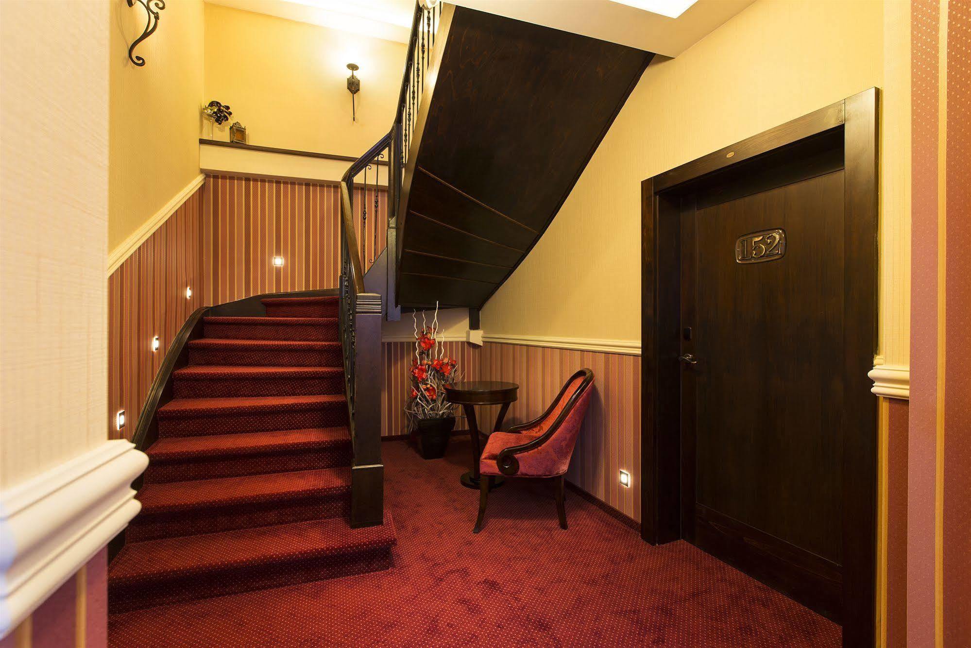 Hotel Dvorana Karlovy Vary Extérieur photo
