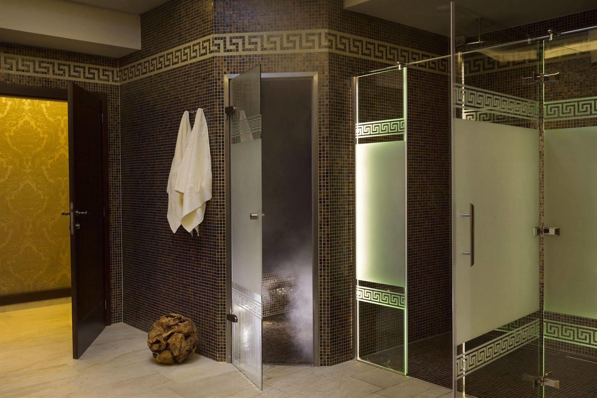 Hotel Dvorana Karlovy Vary Extérieur photo