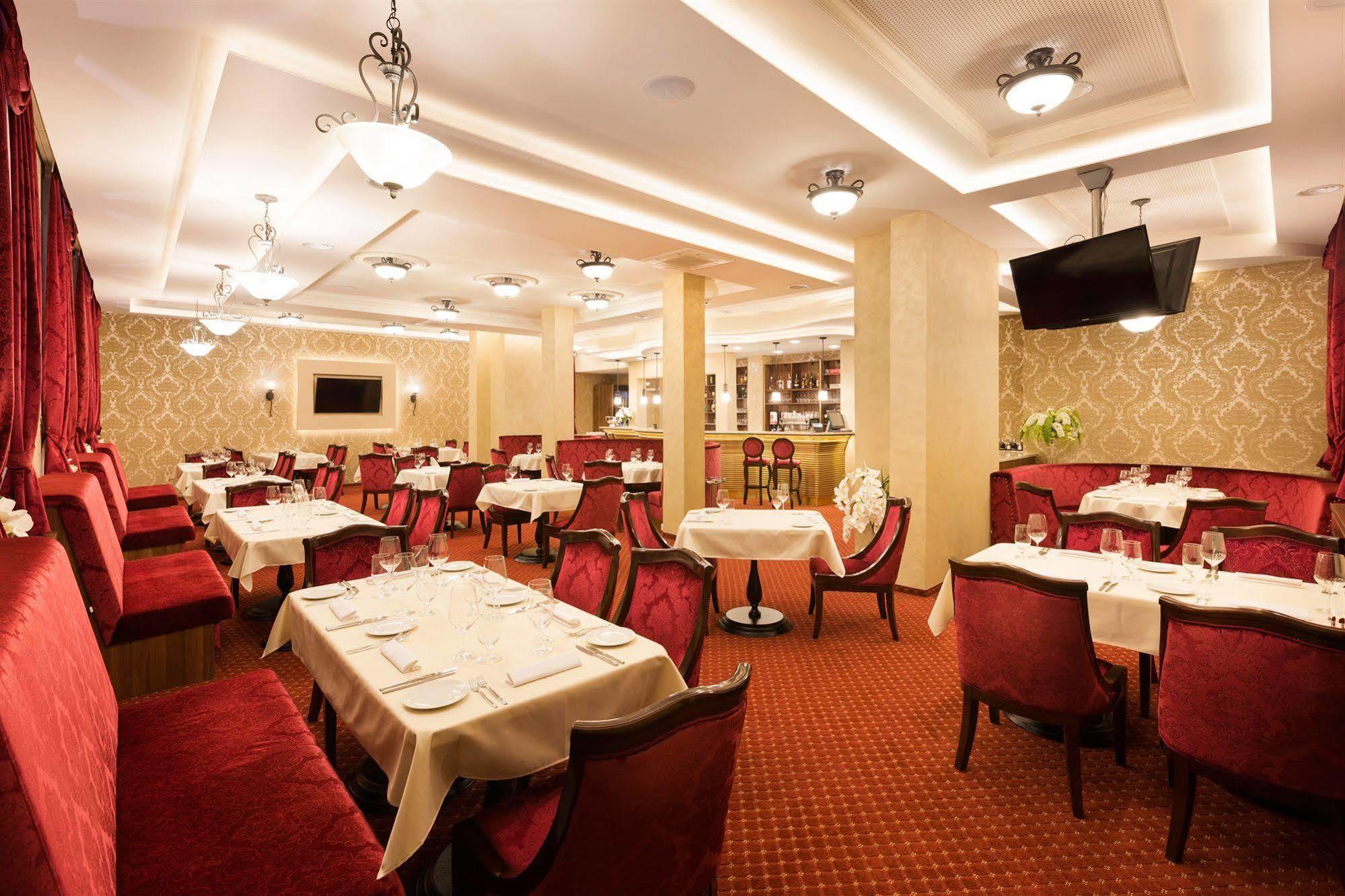 Hotel Dvorana Karlovy Vary Extérieur photo